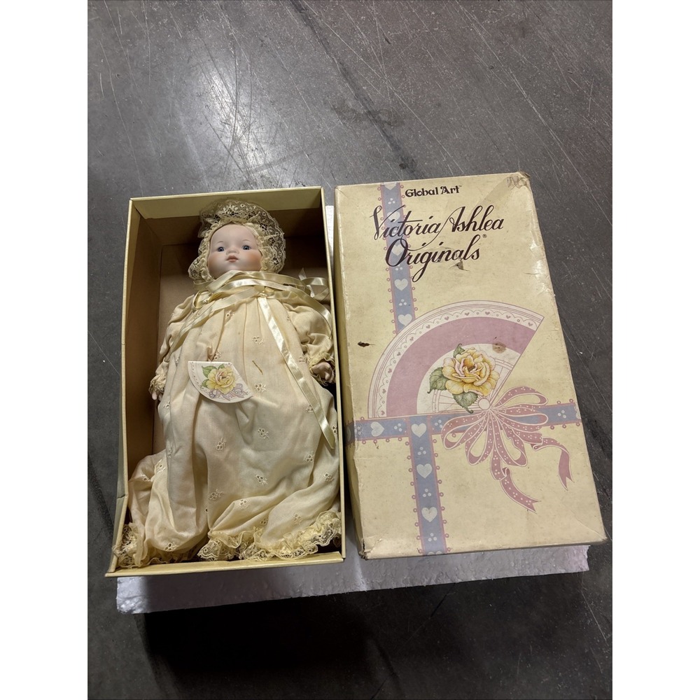 Vintage 1986 Victoria Ashlea Originals Porcelain Doll by Bette Bal